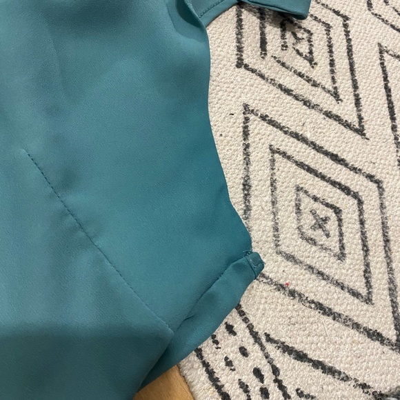 Turquoise Blue Tank - Picture 4 of 5